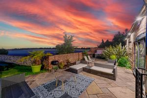 Photo 22- click for photo gallery